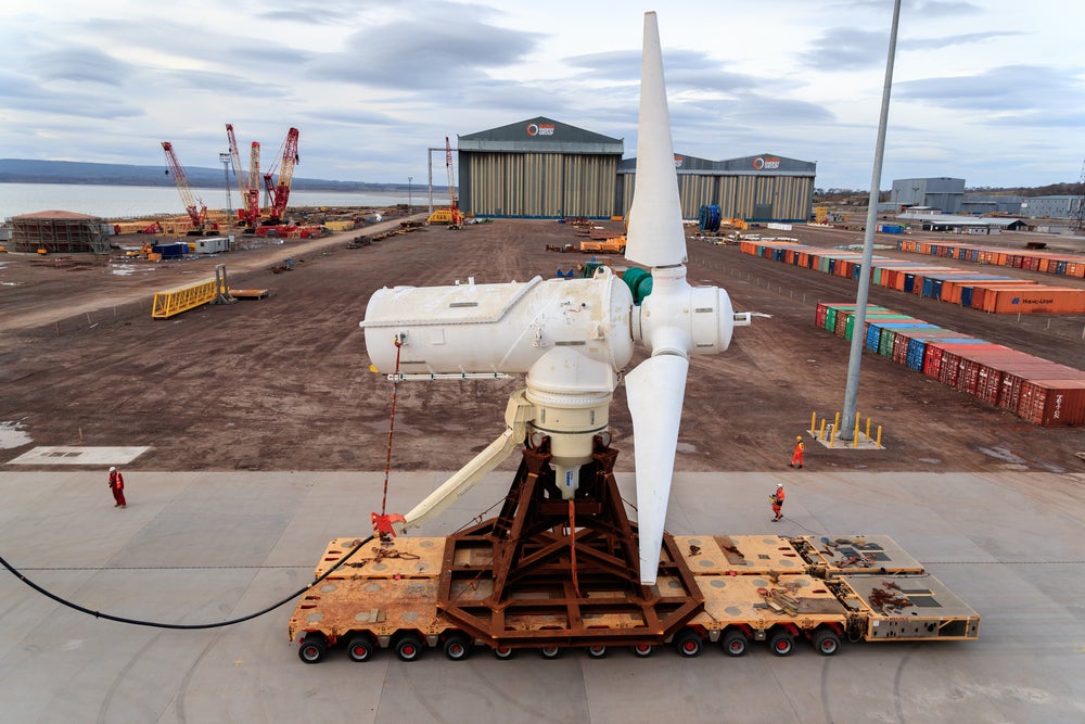 Profiling the top pros and cons of tidal power technology