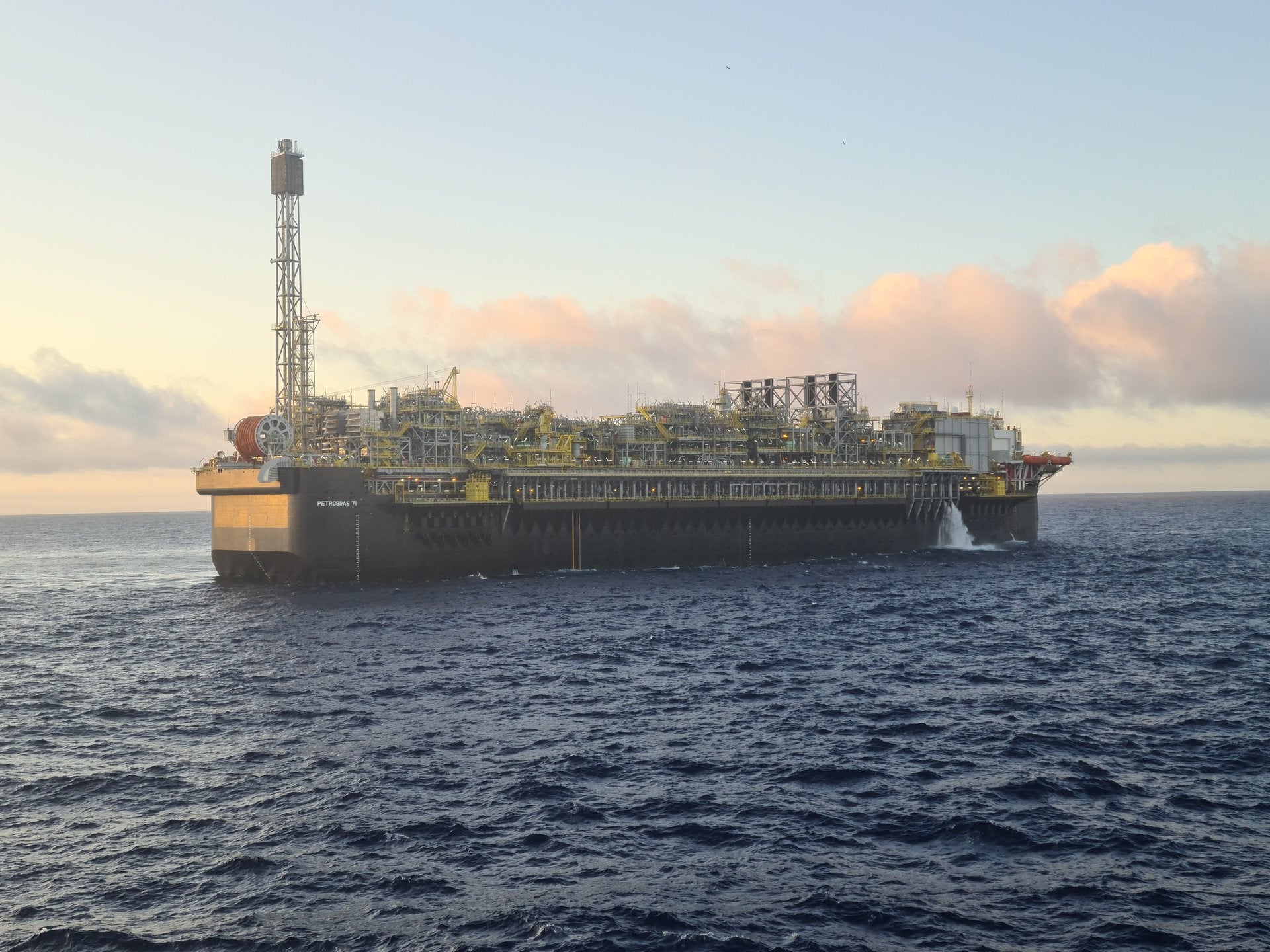 Petrobras announces start of P-71 production